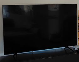 Samsung Fernseher mit Standfuss
