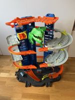 Hot Wheels City Megacity Parkgarage mit T-Rex-Angriff