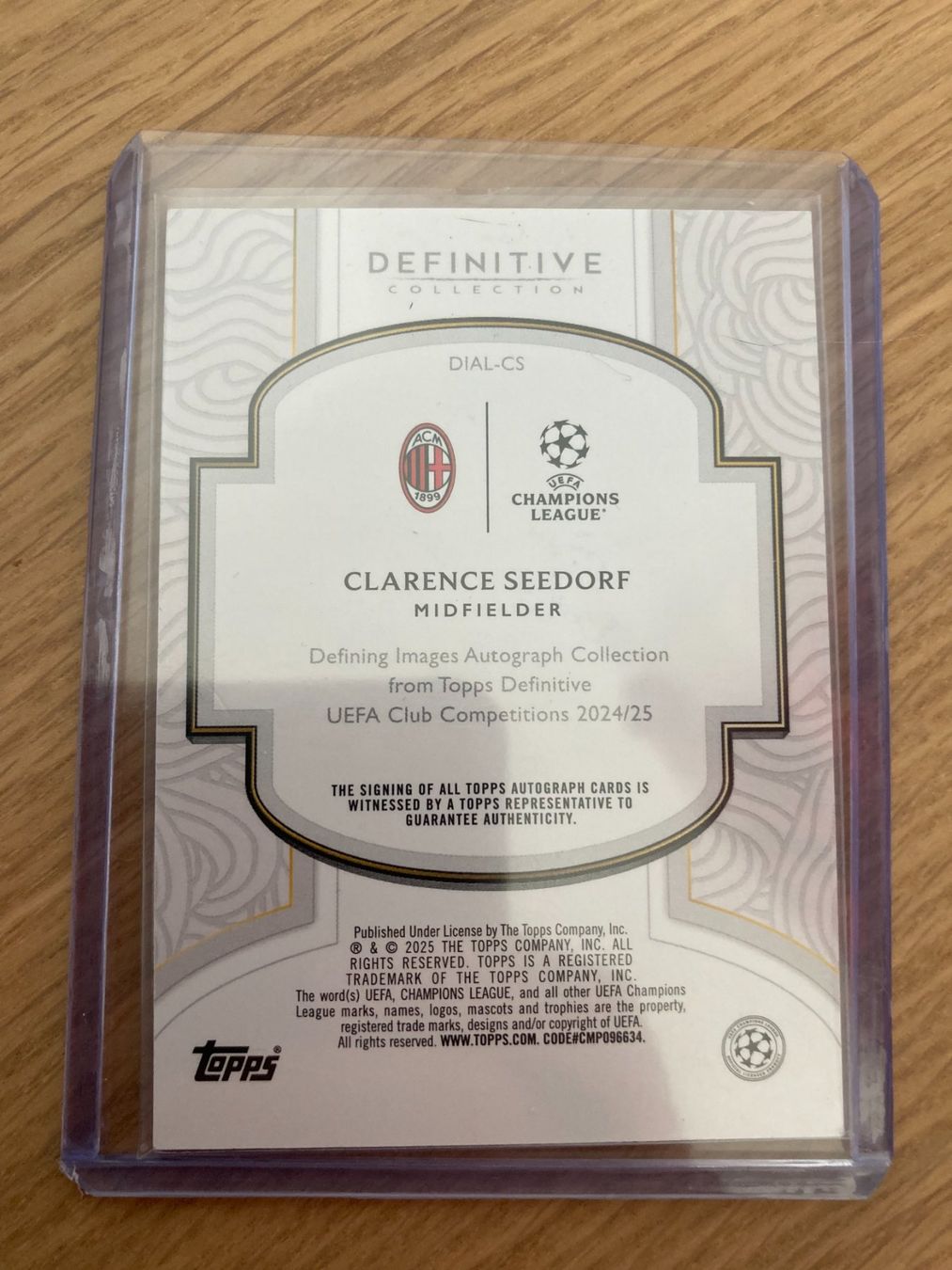 Topps Carte collezionabili: Topps Definitive - Clarence Seedorf Auto /25 – Usato da La Tour-de-Peilz venduto da Tyalos_Cards 1