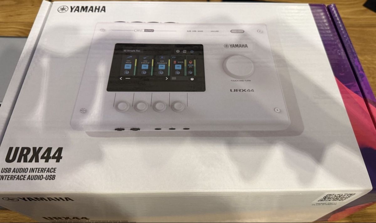 Attrezzatura per studi di registrazione: Yamaha Audio Interface URX44 – Nuovo (secondo la descrizione) da Zürich venduto da seb_hastian 3