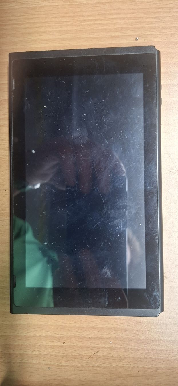 Nintendo Console: Console Nintendo Switch modèle HAC-001-01 état usagé – Usato da Yens venduto da Nicolasrochat 1