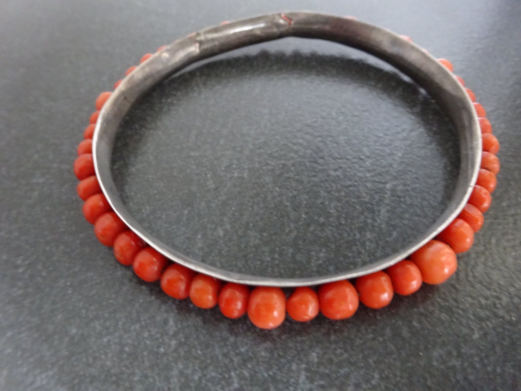 Bracciali & Braccialetti: Armreif Korallen Sardinien – Usato da Oetwil am See venduto da Senegal 2