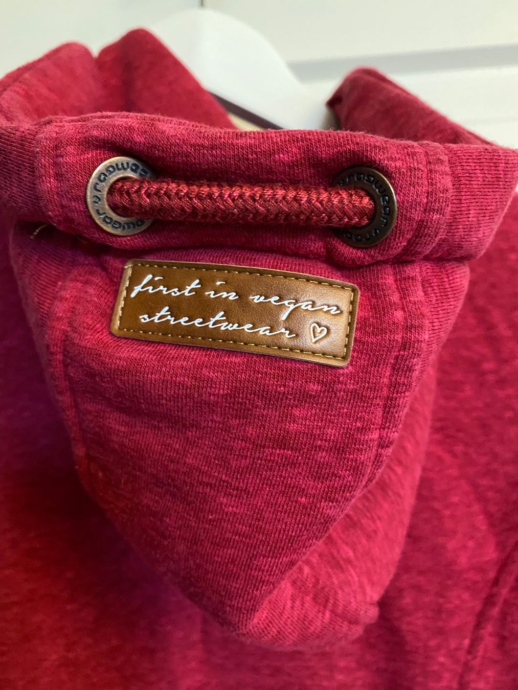 Maglioni & Felpe: Naketano Kapuzenjacke/Kapuzenpulli, Grösse M – Usato da Winterthur venduto da jambalaya81 2