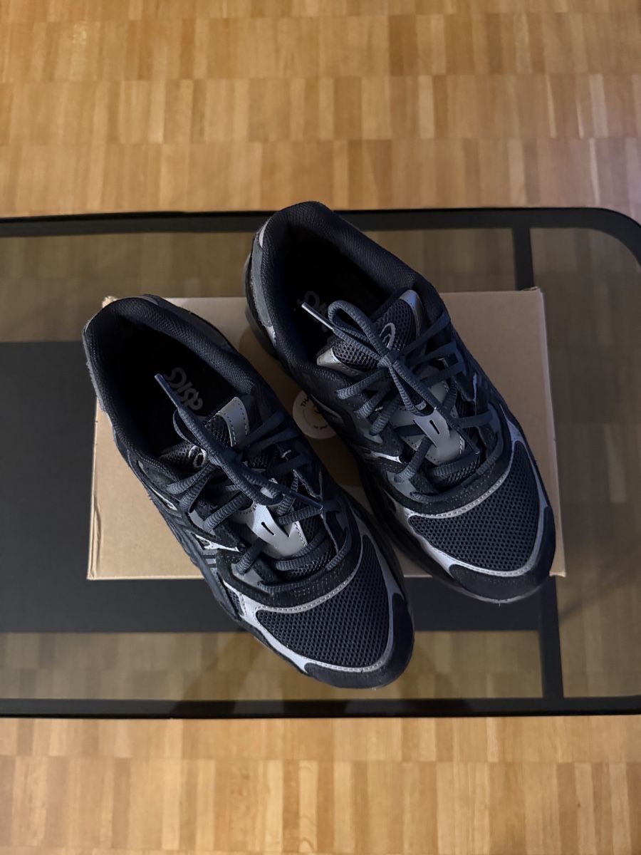 Asics Scarpe da uomo: ASICS GEL-NYC, Schwarz, Grösse 40 – Nuovo (secondo la descrizione) da Zürich venduto da flexzhr 2