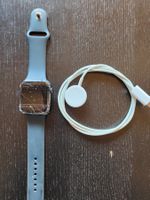 Apple Watch SE 44mm (2nd Gen.) defekt mit Ladekabel