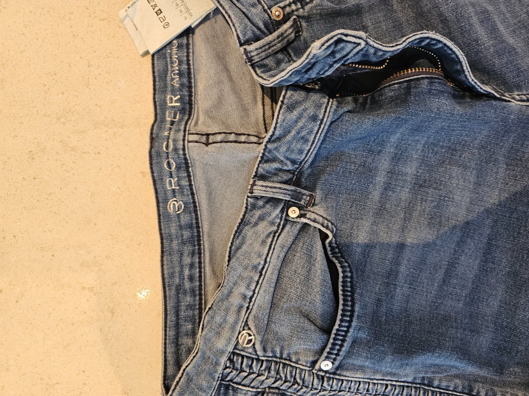 Jeans: Rosner Jeans 46 – Neu (gemäss Beschreibung) aus Berg TG von lisboa.sky 2