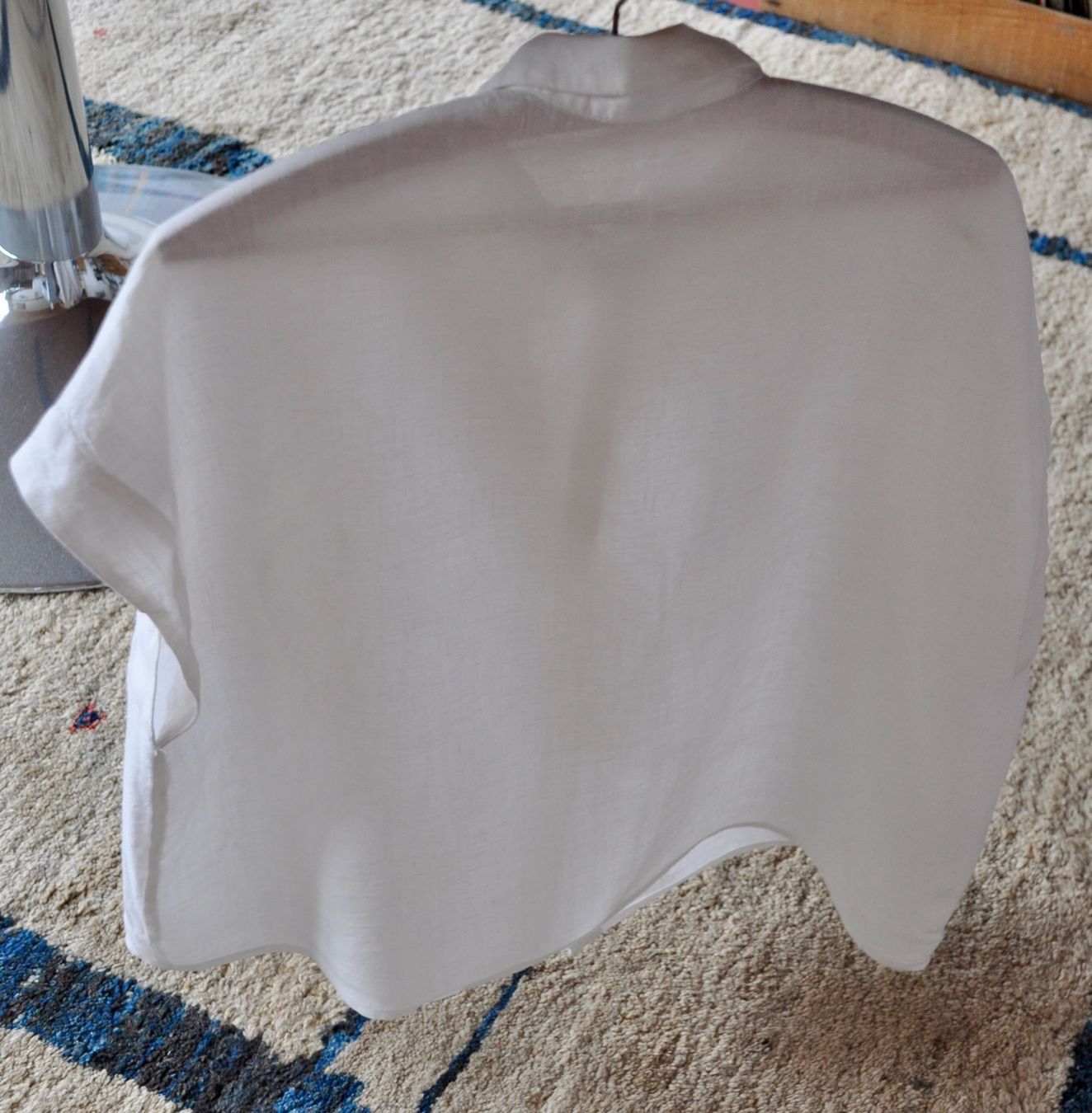 Globus Camicette: Weisse Leinenbluse von Globus Essentials, Grösse 36 – Usato da Basel venduto da fido_mania 1