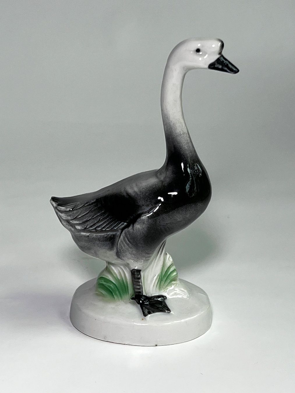 Figuren: Gans Figur*FOREIGN***** – Gebraucht aus Dübendorf von Orchid-Sonate 1