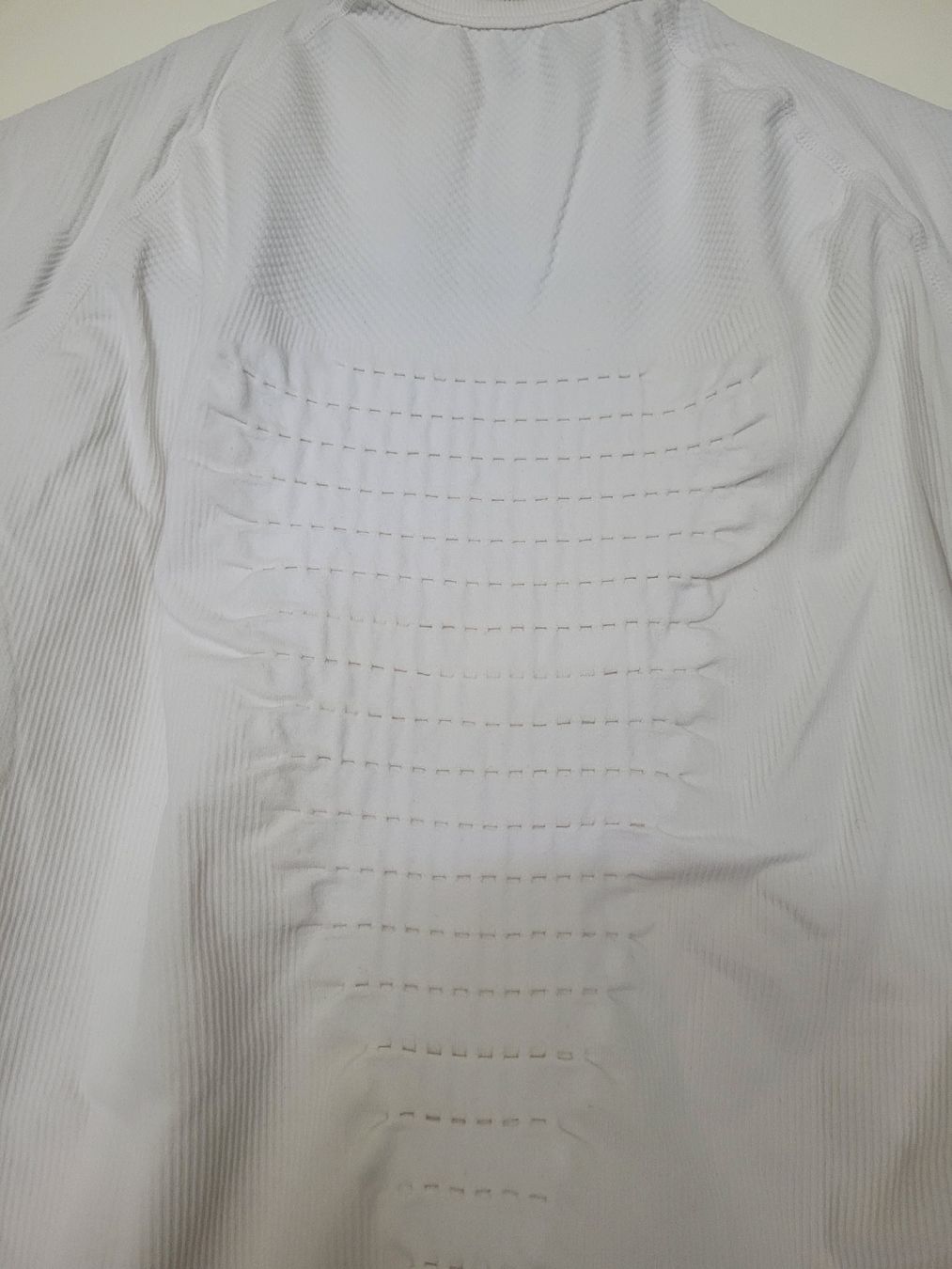 X-bionic T-shirt: X-Bionic Funktionsshirt Weiss Grösse M  – Usato da Biberist venduto da hertd 2