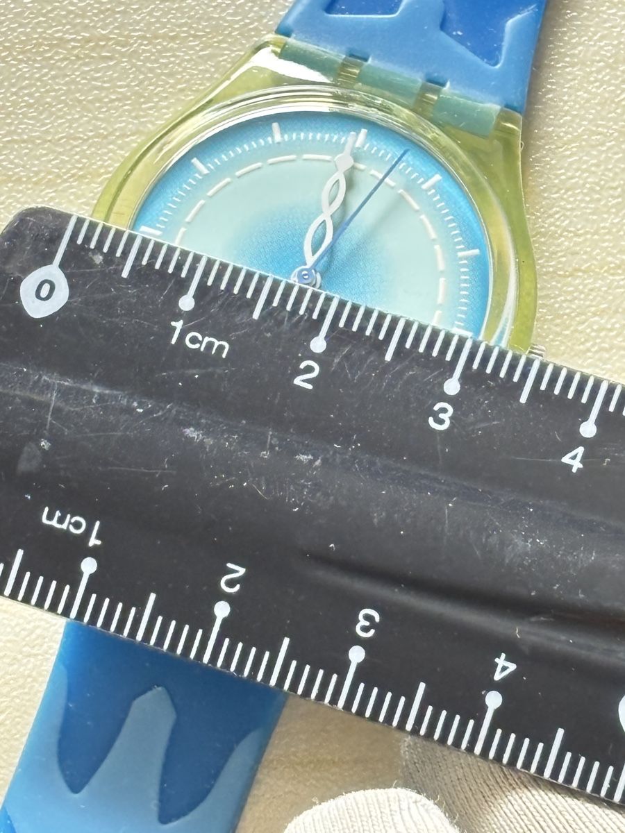 Swatch Orologi: Swatch Uhr blau transparent mit Muster  – Usato da Grenchen venduto da chththl 2