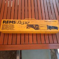 REMS Tiger Handsäge Elektrowerkzeug mit Zubehör