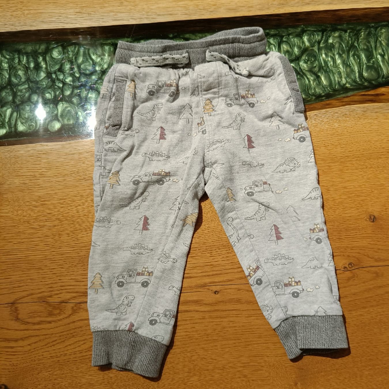 Pantaloni: Trainerhosen Grösse 86 – Usato da Jaberg venduto da urig17.