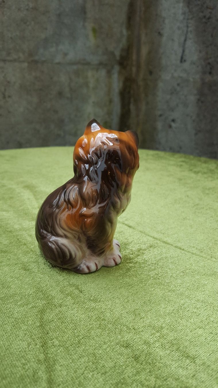 Figuren: Katze aus Porzellan – Gebraucht aus Reinach von 3Guggerli 1