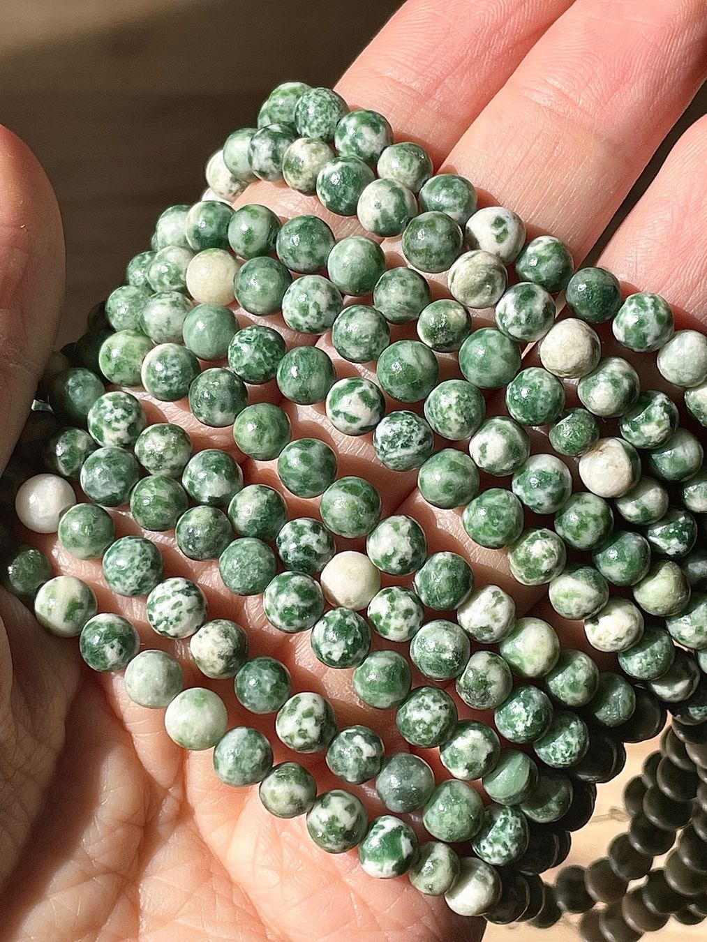 Catenine: Strang echte green dot Kugeln 6 mm – Nuovo e nell'imballaggio originale da Schiers venduto da sisikristall 1