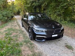 BMW M760Li xDrive V12 Bi-Turbo mit allen Extras