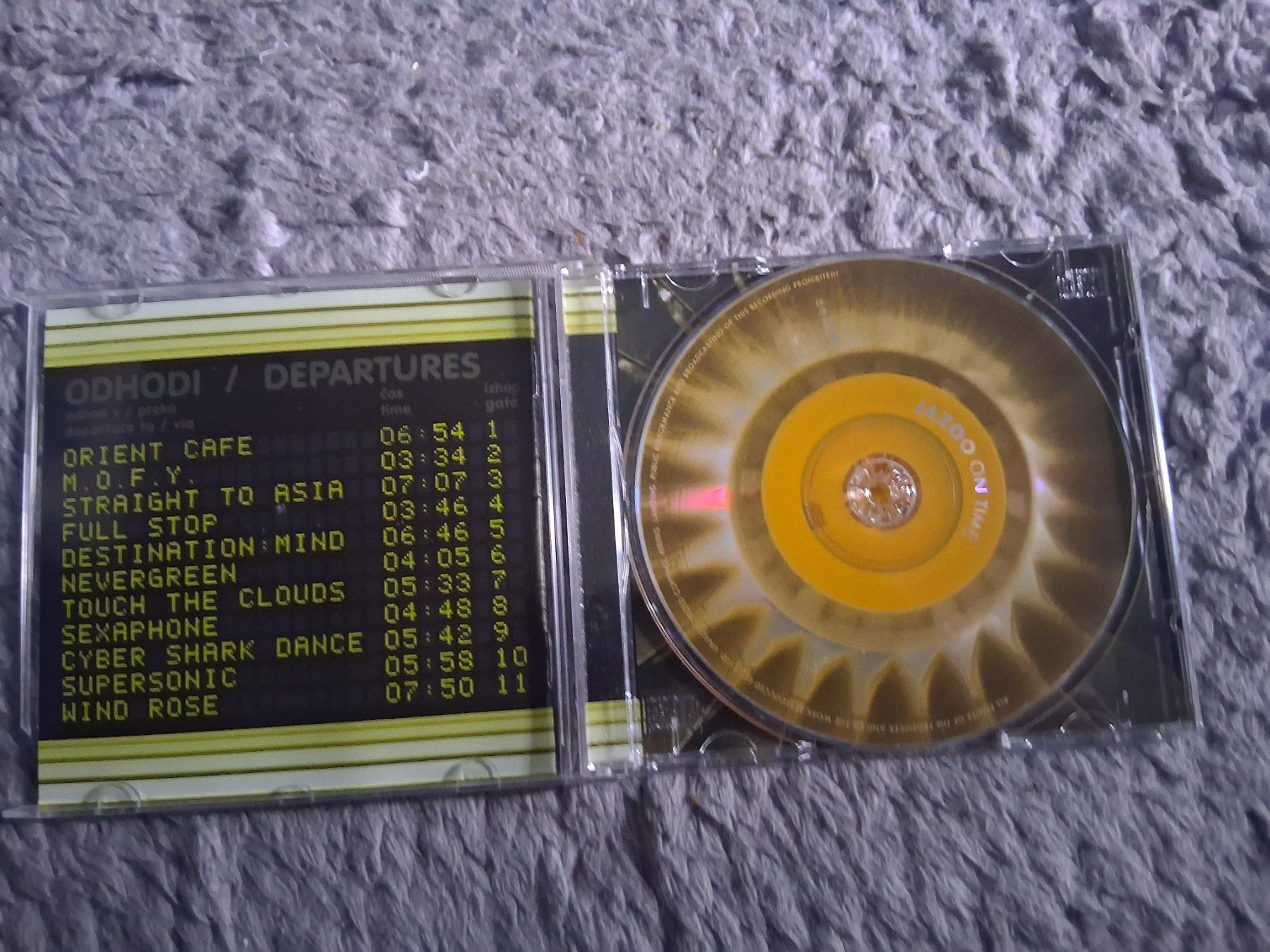 CDs: JAZOO       ON TIME     CD – D'occasion à Wetzikon ZH par Ramones01 2