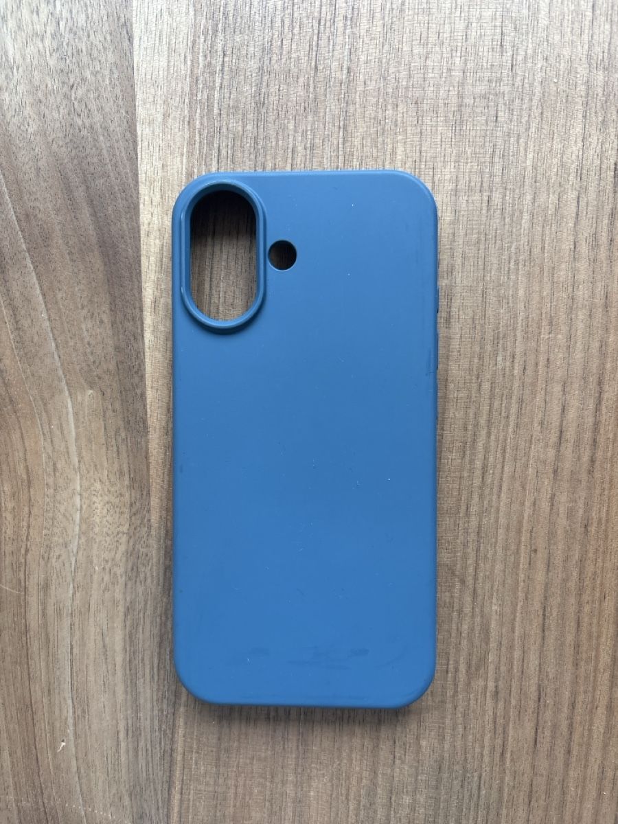 Apple Covers & Schutzfolien: Iphone 16 cover – Gebraucht aus Zürich von Asybb