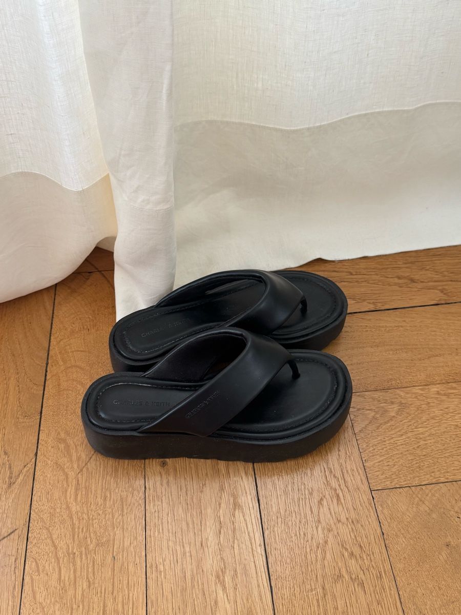 Scarpe da donna: Plateau Flipflops – Nuovo (secondo la descrizione) da basel venduto da ann_fly9