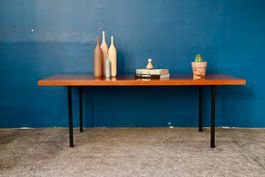 Table basse moderniste vintage rétro minimaliste années 60