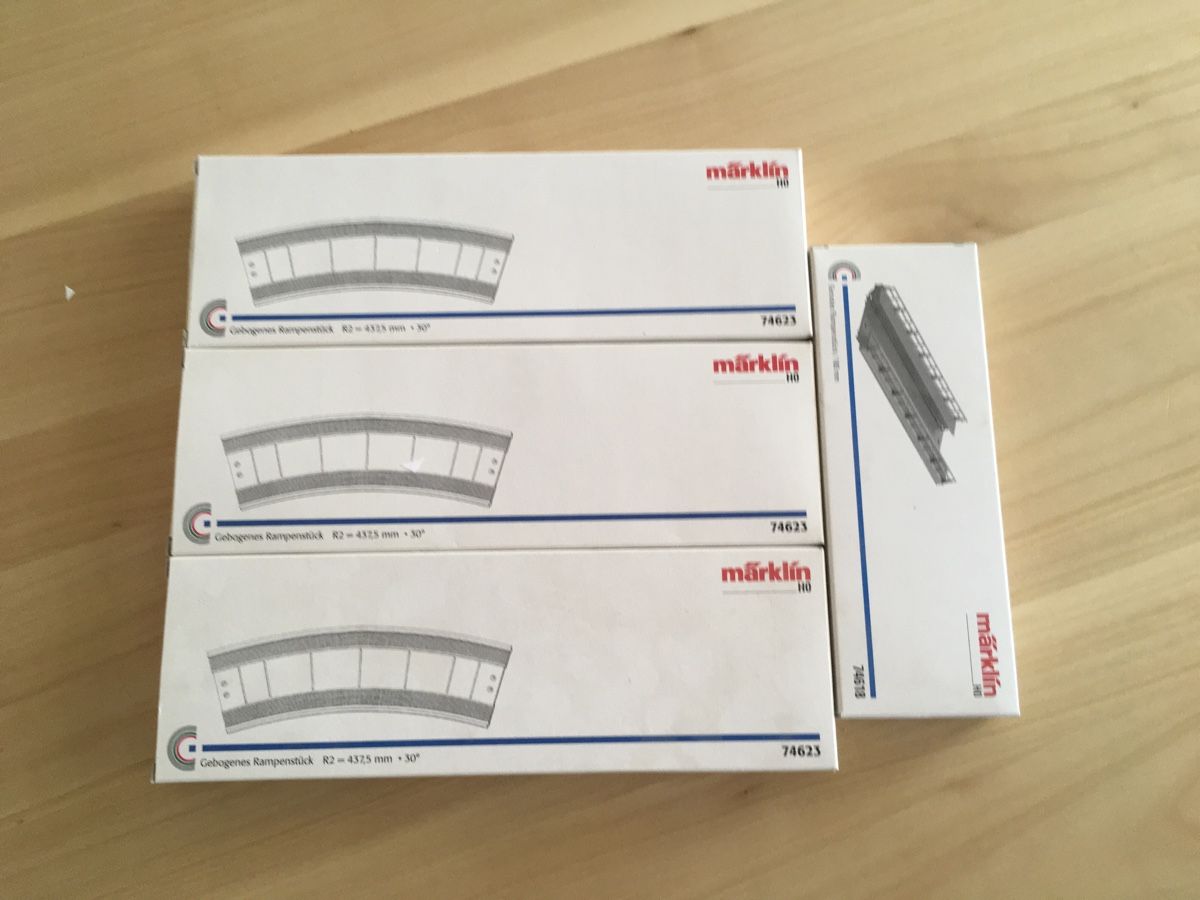 Märklin Trains électriques: Märklin, Rampenstücke – Neuf avec emballage d'origine à Turbenthal par Fen 1