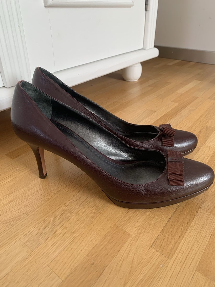 Navyboot Chaussures femmes: Navyboot, elegante Leder Pumps, Bordeaux, Gr 39, – D'occasion à Zürich par MK124