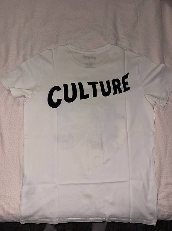 T-shirts: Diverse Shirts – D'occasion à Obergerlafingen par raj_5njg 2