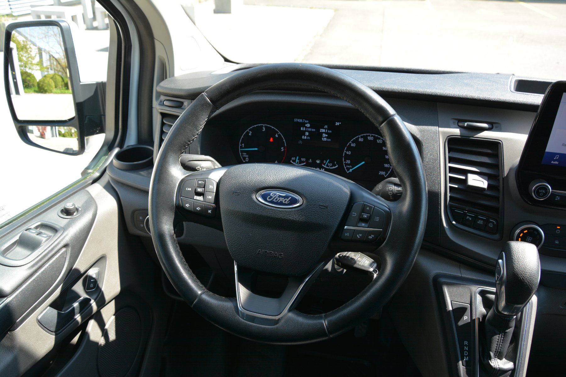 Ford Veicoli commerciali: FORD Transit Custom Van 300 L2H1 Trend A – Usato da Oberkulm venduto da Curiger-Automobile 6