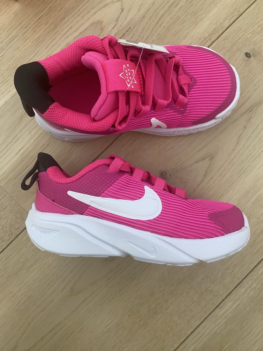 Nike Scarpe per ragazze: NEUF - 25, Baskets Nike rose – Nuovo e nell'imballaggio originale da Mex VD venduto da Tania_Or 1