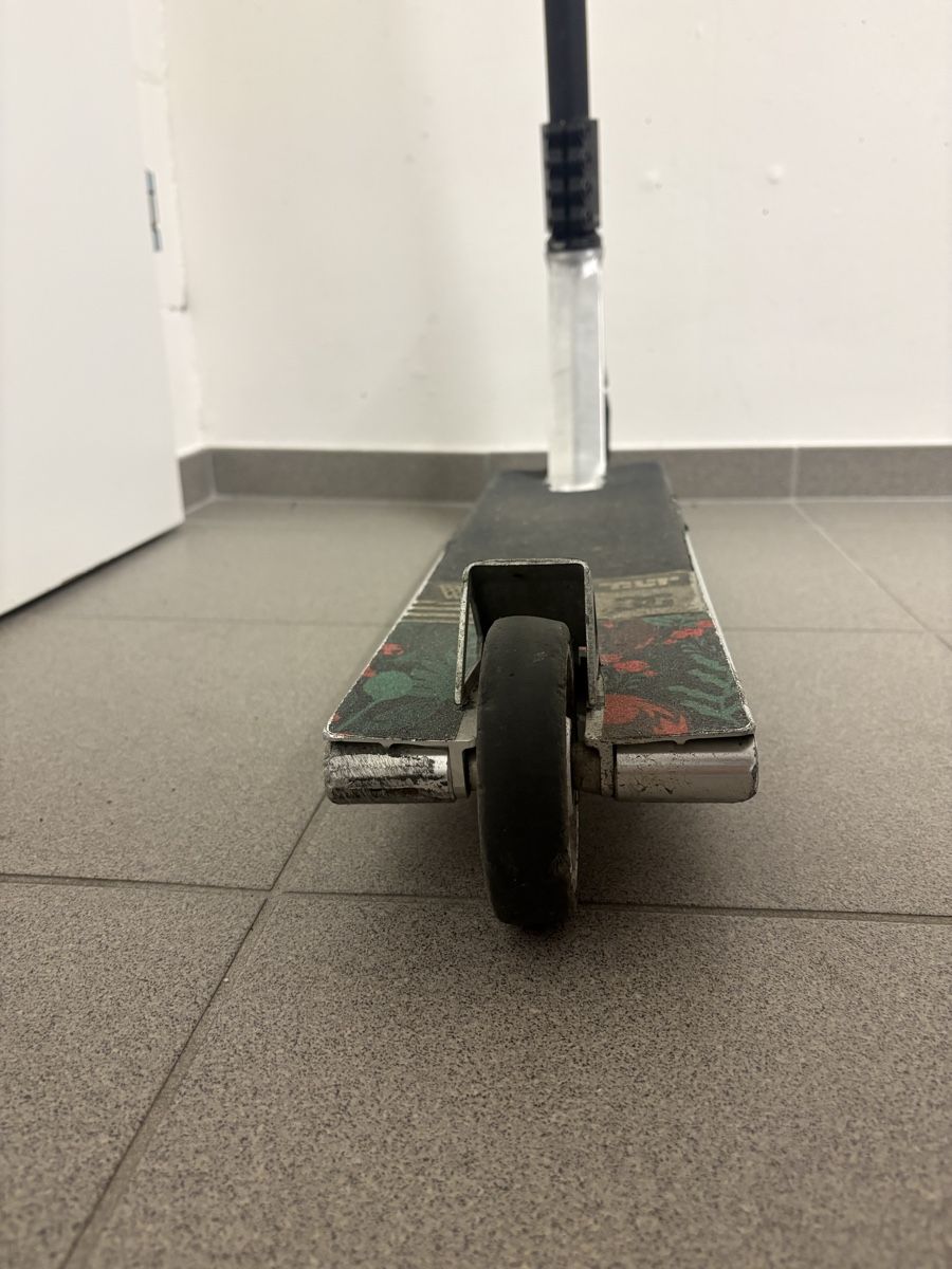 Kickboard: Scooter (Streetscooter) – Usato da Maienfeld venduto da jar_n9qt 3
