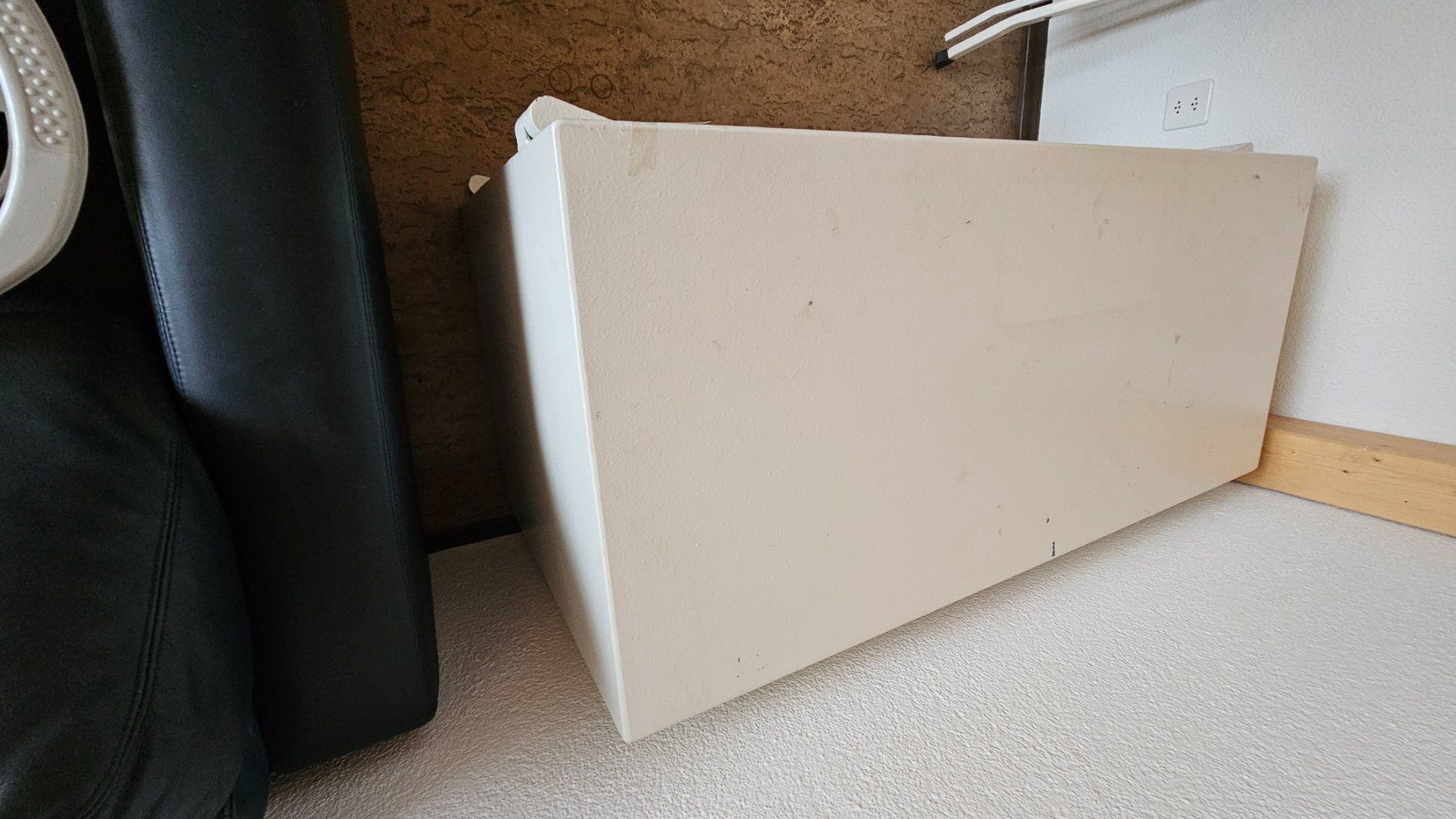 Tresor: Dokumententresor + 3 Geldkassete – Gebraucht aus Diessenhofen von Osio 1
