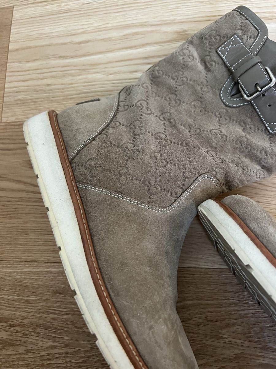 Gucci Scarpe da donna: Bottes Gucci en daim, taille 38 – Usato da Lutry venduto da roxypoxy 2