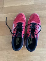 Asics Hallenschuhe Gr. 38