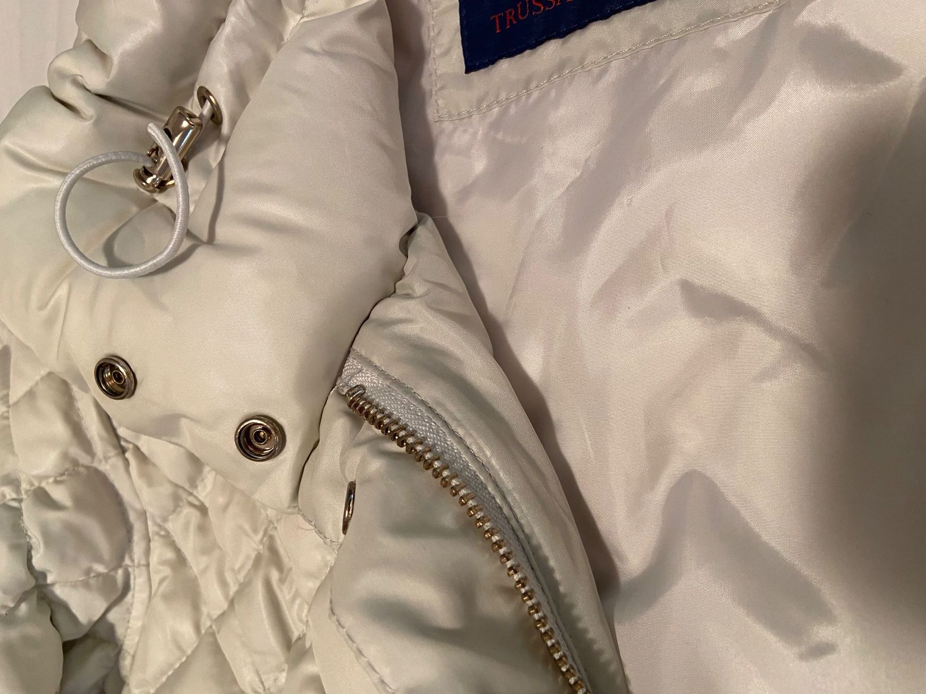 Trussardi Jacken: Trussardi Jeans Daunenjacke – Gebraucht aus Unterengstringen von bar_rh5f 2