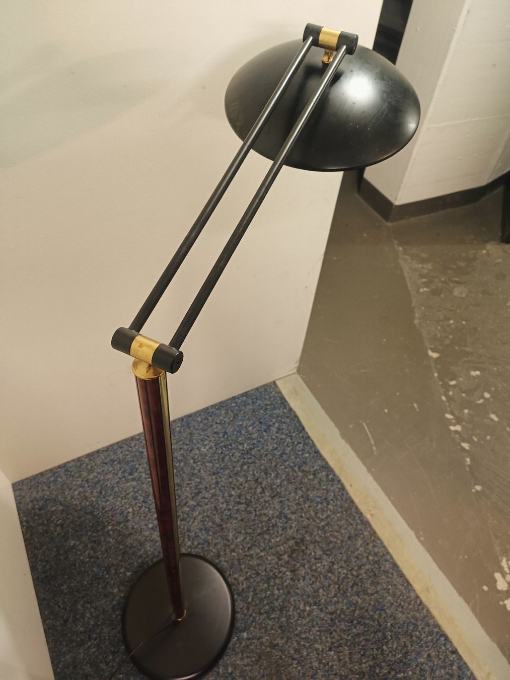 Lampade: Relco Stehlampe  Milano-Italy – Usato da Pfäffikon ZH venduto da K-V-M 2