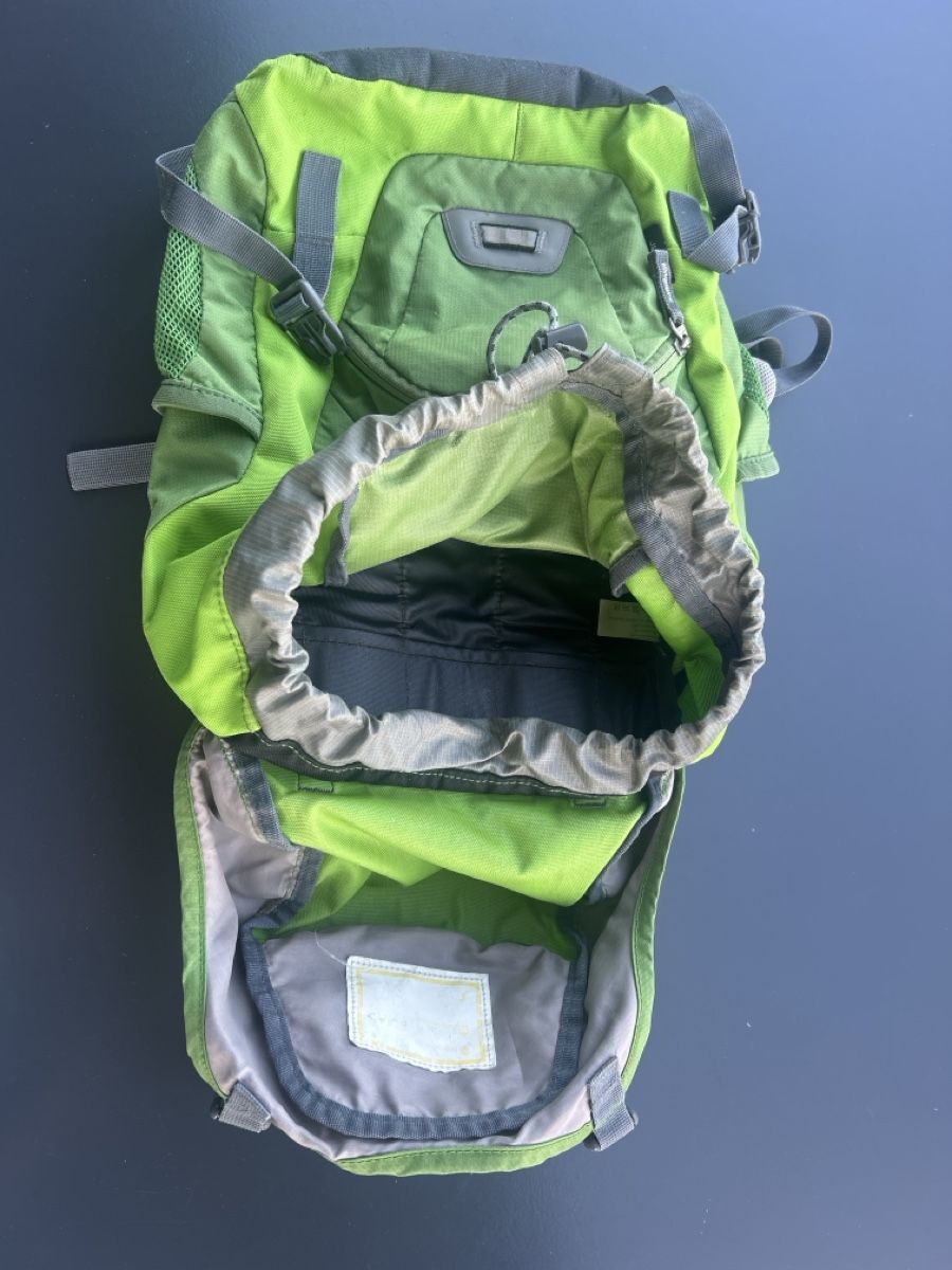 Deuter Borse & Zaini: Deuter Junior Rucksack – Usato da Zofingen venduto da energystar 1