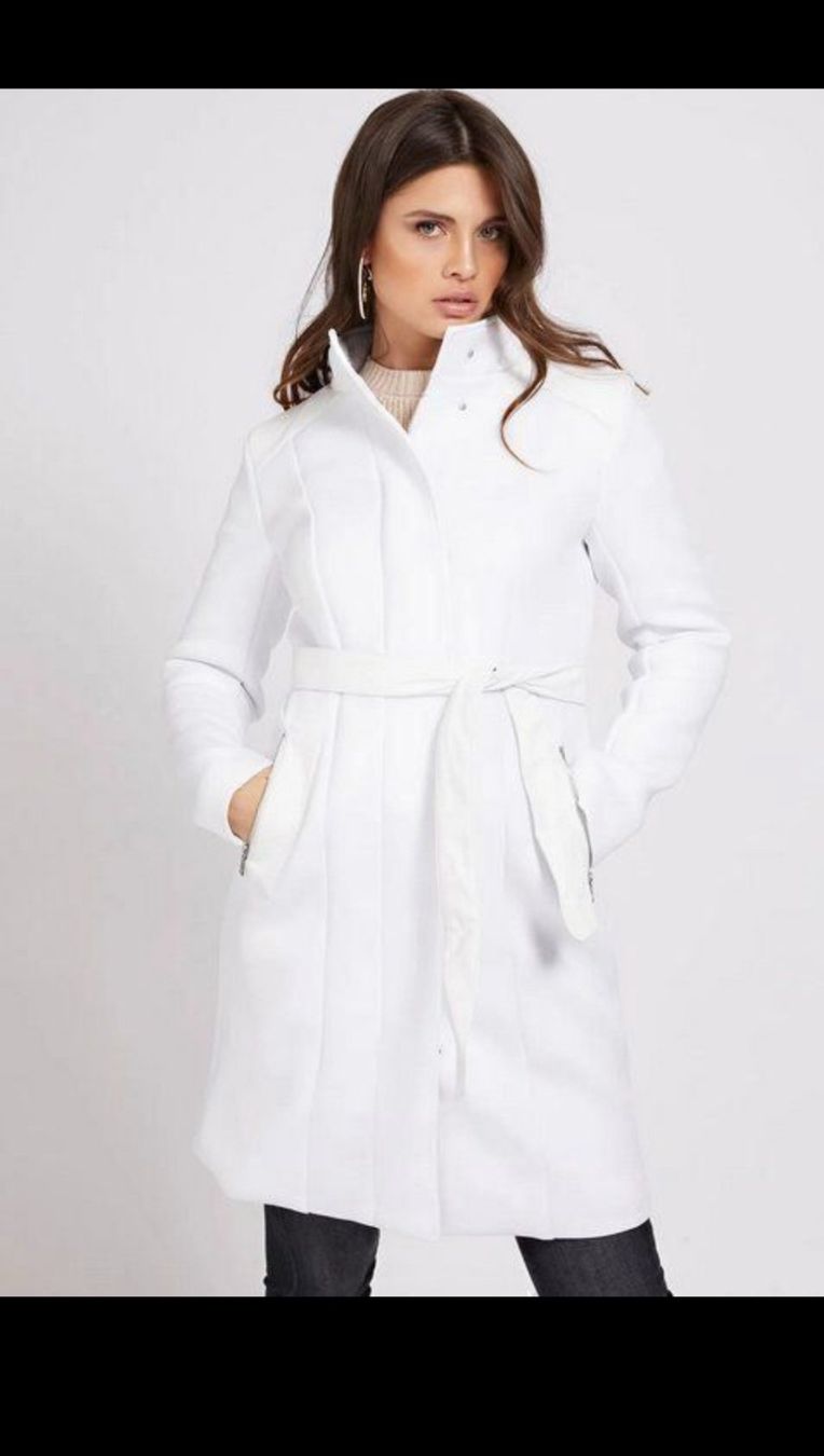 Guess Cappotti: Guess Mantel – Usato da Stettfurt venduto da gutzli_al