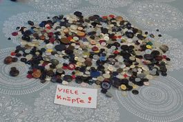 VIELE-Knöpfe!
