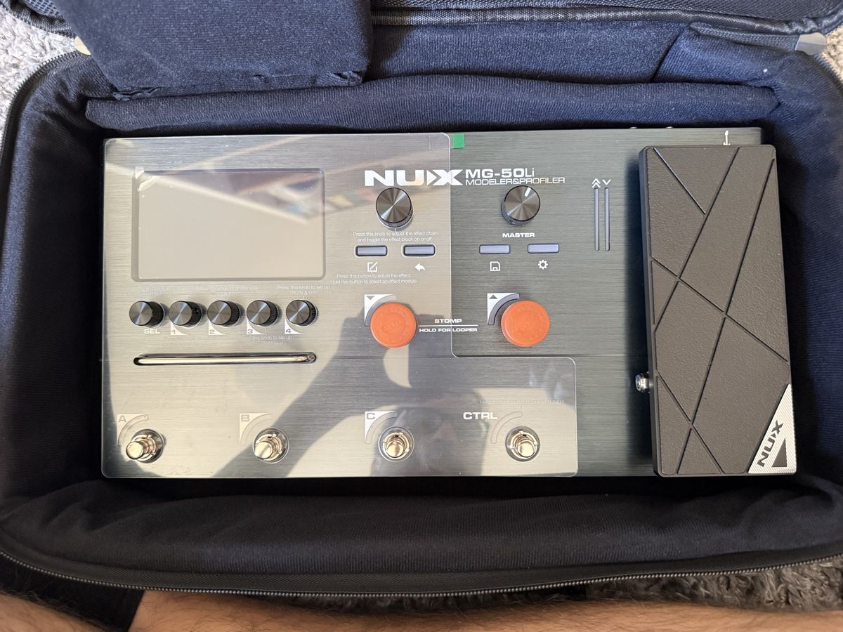 Musikinstrumente: NUX MG-50Li - Modeler / Multieffekt / Profiler – Neu (gemäss Beschreibung) aus Watt von flavio_1996