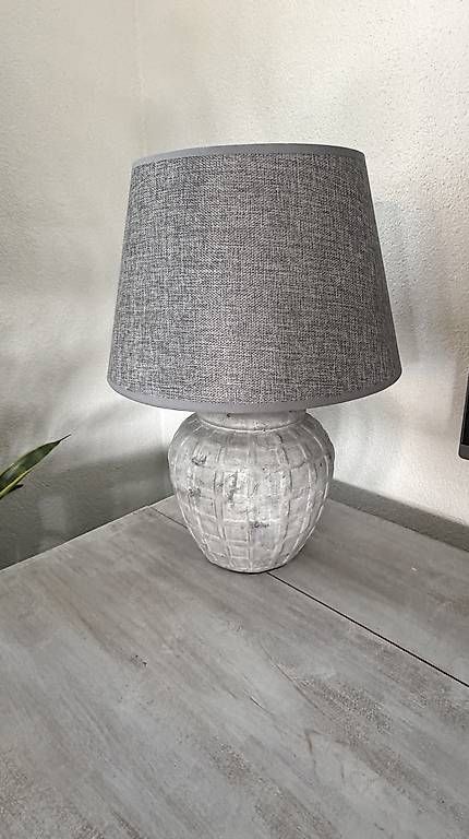 Lampen: Schöne Tischleuchte – Gebraucht aus Frick von TheBurningHeart