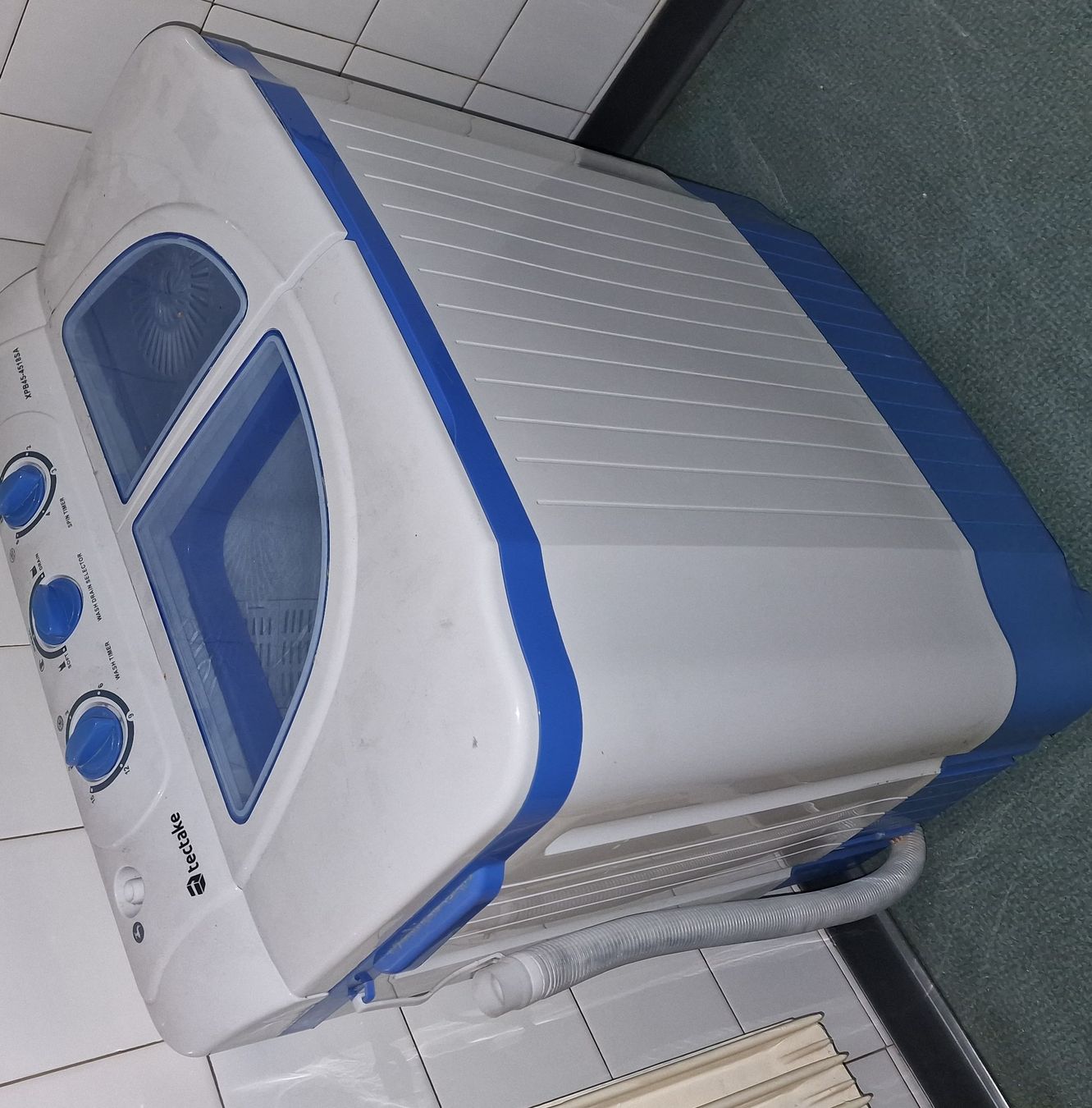 TecTake Lavatrici: Mini Washing Machine Tectake XPB45-4518SA Used – Usato da Interlaken venduto da A.Sa007 1