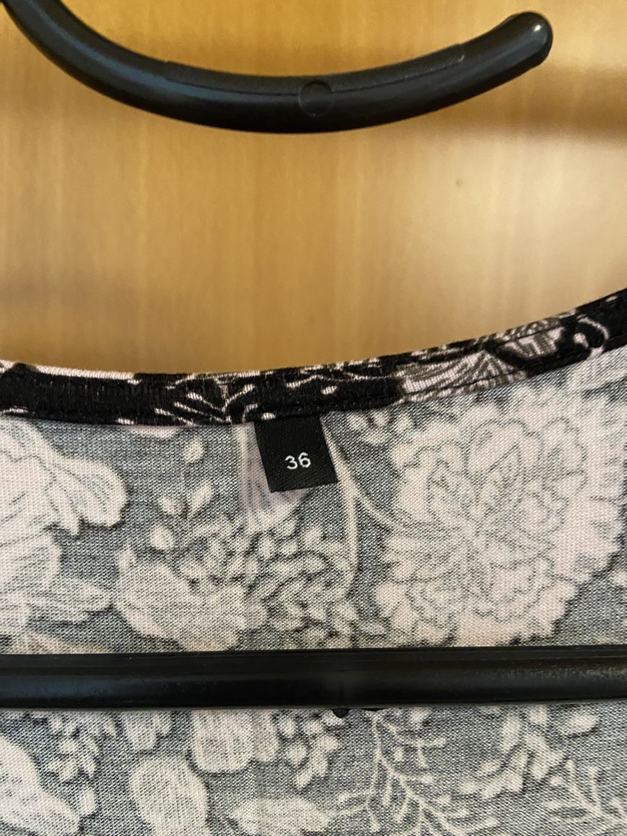 Vestiti: Sommerkleid – Nuovo (secondo la descrizione) da Ausserberg venduto da ani_7jqv 2