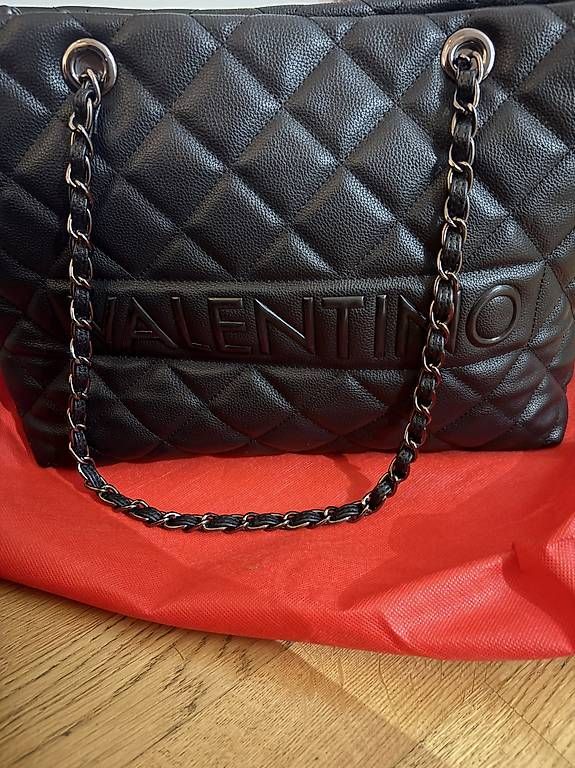Sacs femmes: Valentino Tasche schwarz – Neuf avec emballage d'origine à Amriswil par Lissa12 1