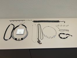 Schmuckset Halsketten und Armbänder