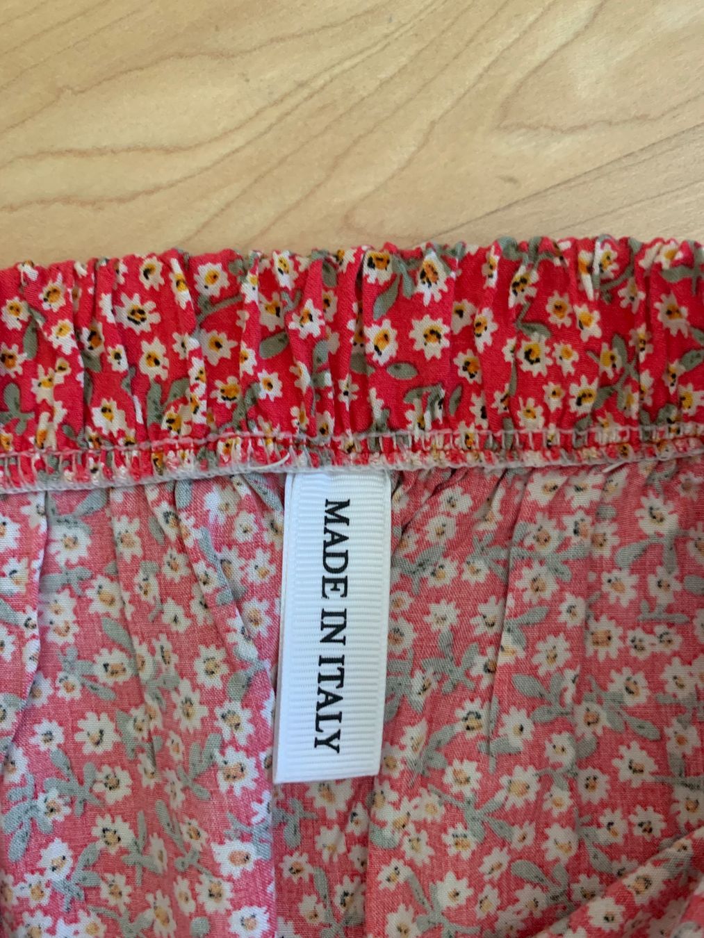 Vestiti & Gonne: Jupe – Usato da Ennetbaden venduto da usemiste 2