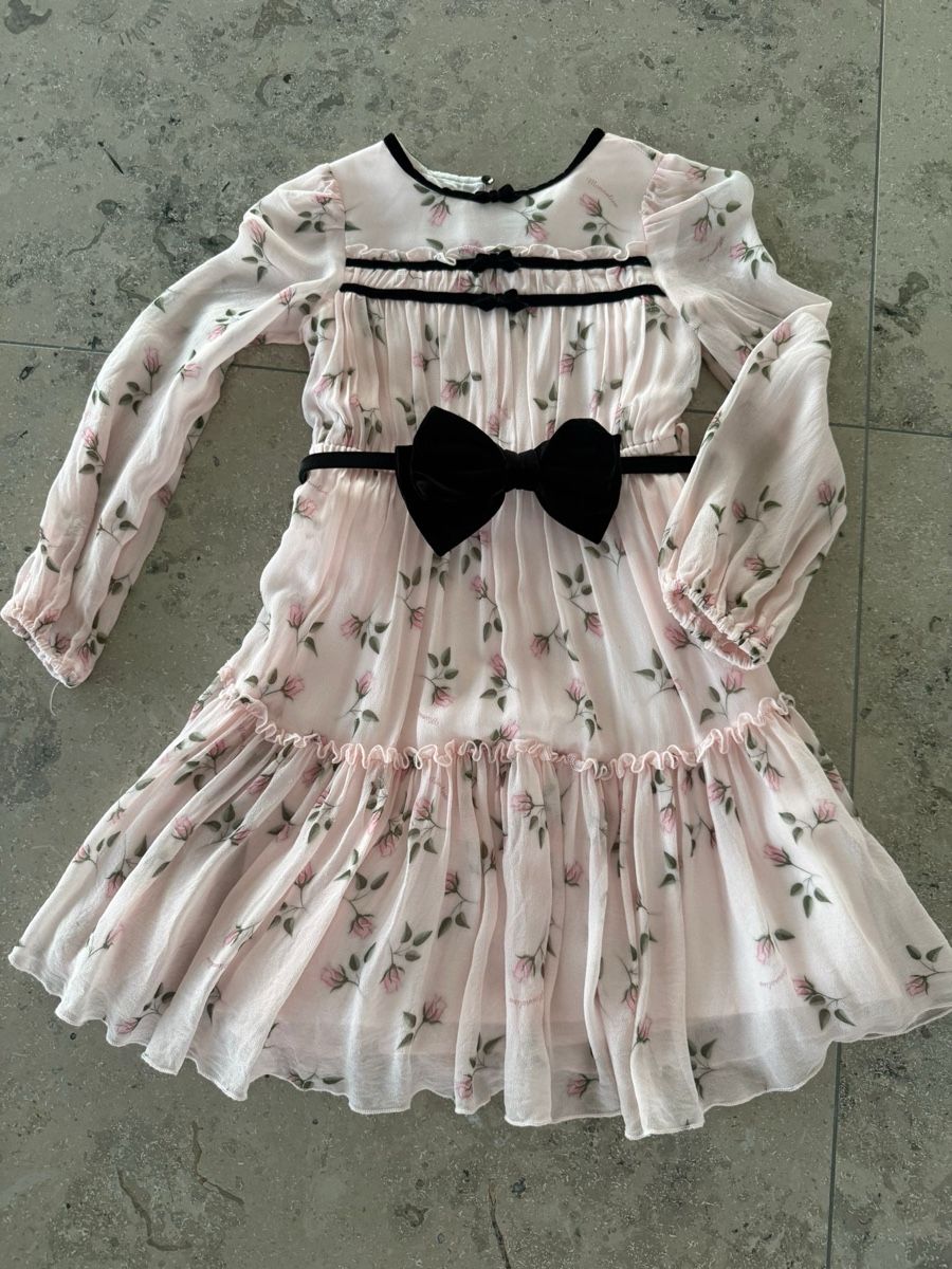 Monnalisa Vestiti & Gonne: Monnalisa Kleid mit Rosen – Usato da Wädenswil venduto da yan_gm82