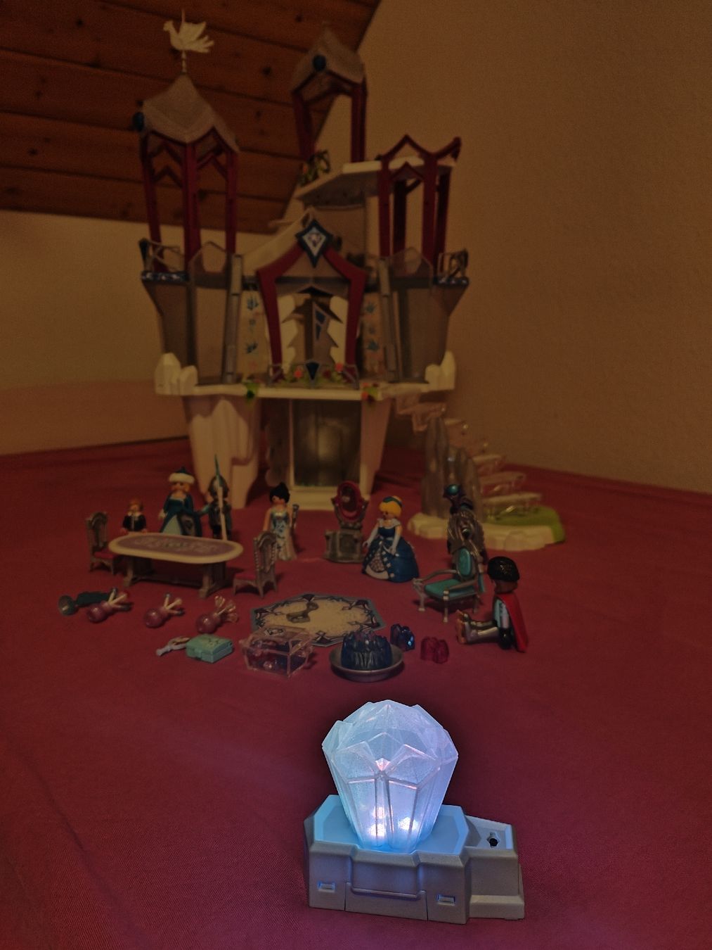 Playmobil Spielzeuge: Playmobil Eisschloss – Gebraucht aus Kriens von Arrabbiata 2