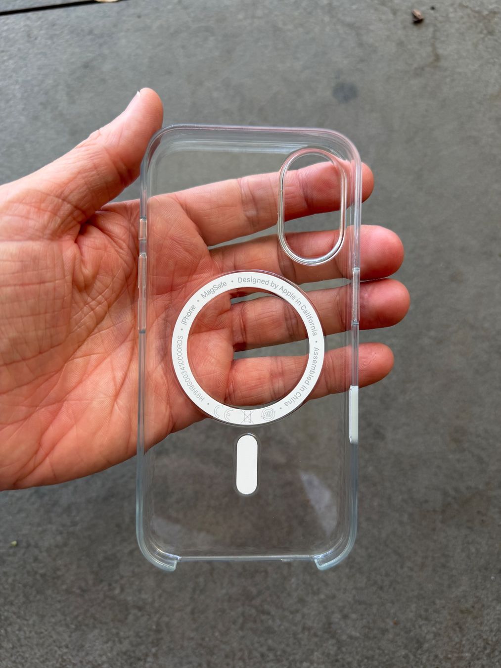 Apple Coques & Protection écran: iPhone 16 Clear Case Apple – D'occasion à Ennetbaden par miboo 1