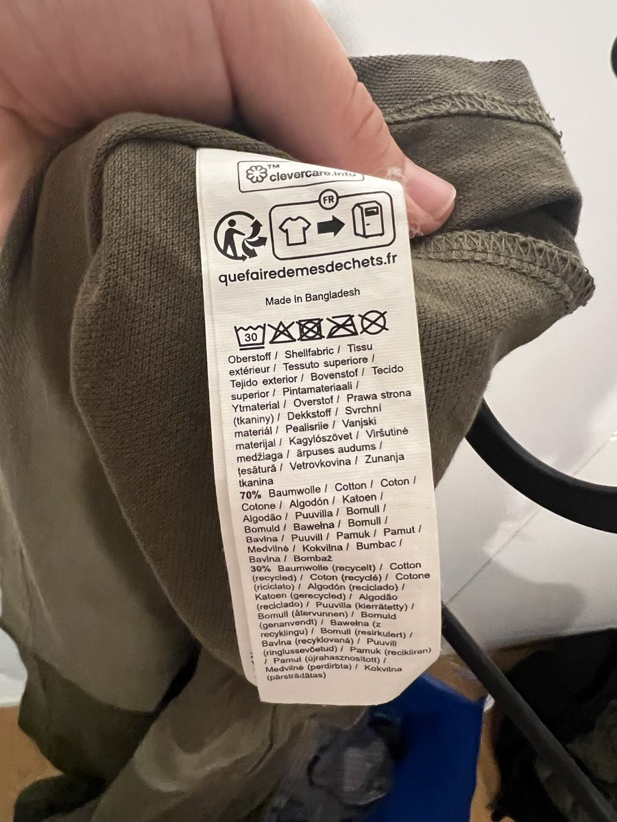 Polo-Shirts: 2 Polo Shirts, olive & aubergine – Gebraucht aus Glattpark(Opfikon) von Seri_pa 3