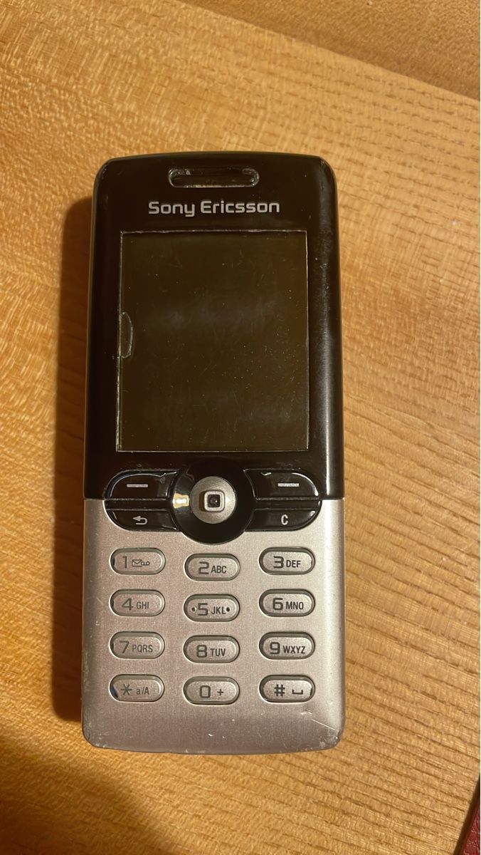 Sony Portables: Sony Ericsson Handy gebraucht – D'occasion à Niederweningen par daler1