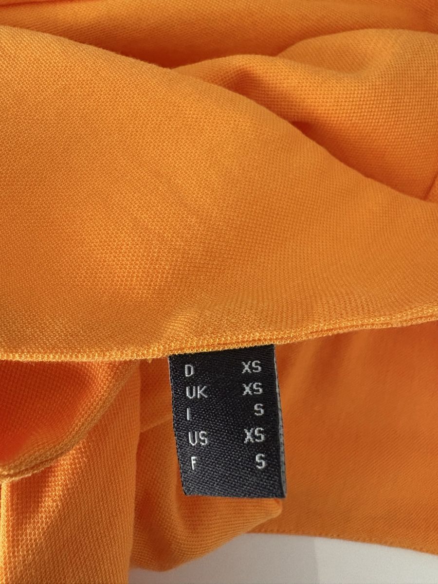Esprit Kleider: SommerKleid orange Grösse XS Esprit – Defekt aus Dulliken von gab_jdr2 3